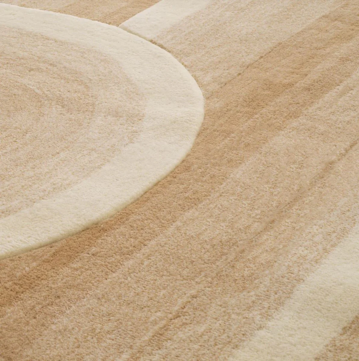 Luxury Living Room Rug Ivory - Various Sizes