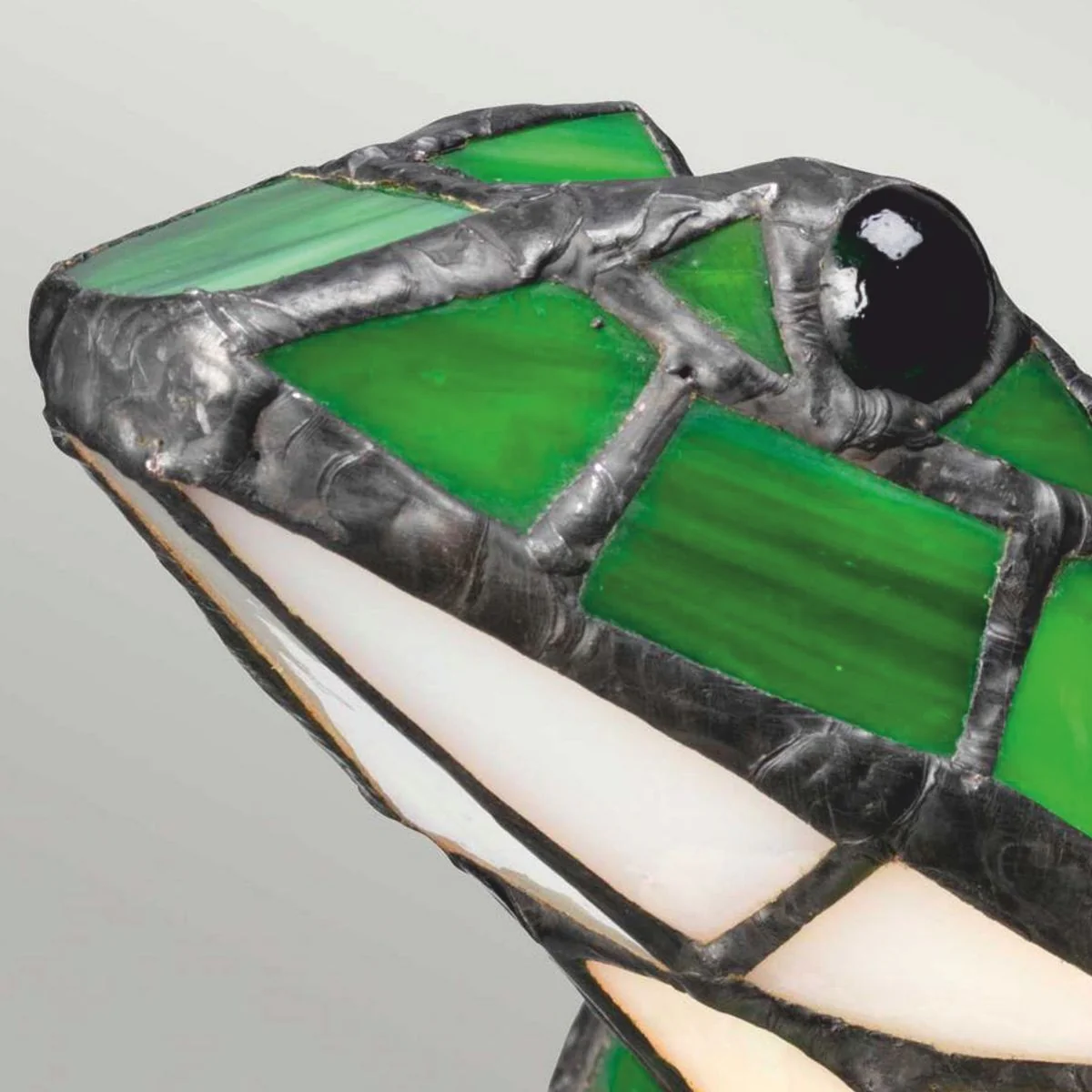 Luxury Tiffany LED table lamp frog green - Tiffany decorative lights