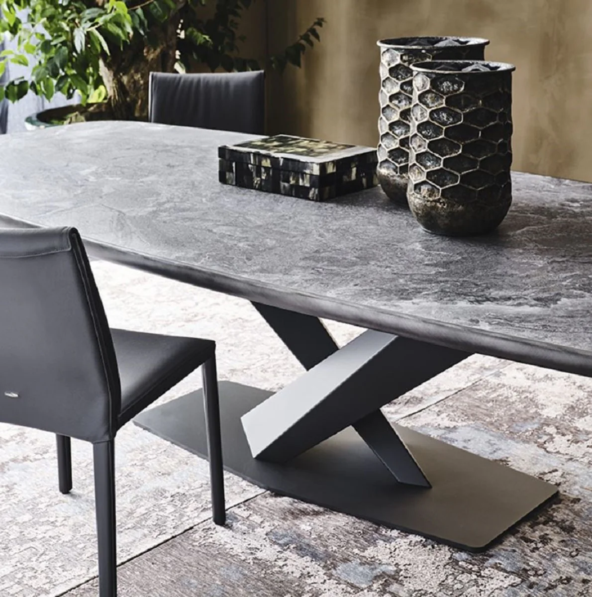 Luxury dining table black 300 x 128 x H. 73 cm - Dining room table with high-quality ceramic table top - Modern dining room furniture - Luxury quality - Made in Italy