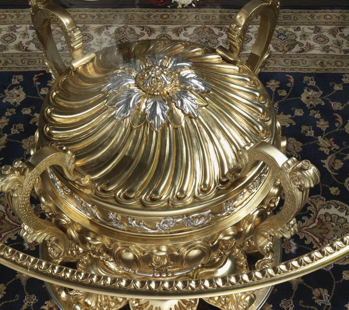 Luxury baroque dining table gold / silver Ø 120 x H. 78 cm - Magnificent hand-carved dining room table with glass top - Hotel Restaurant Castle Furniture - Luxury Quality - Made in Italy