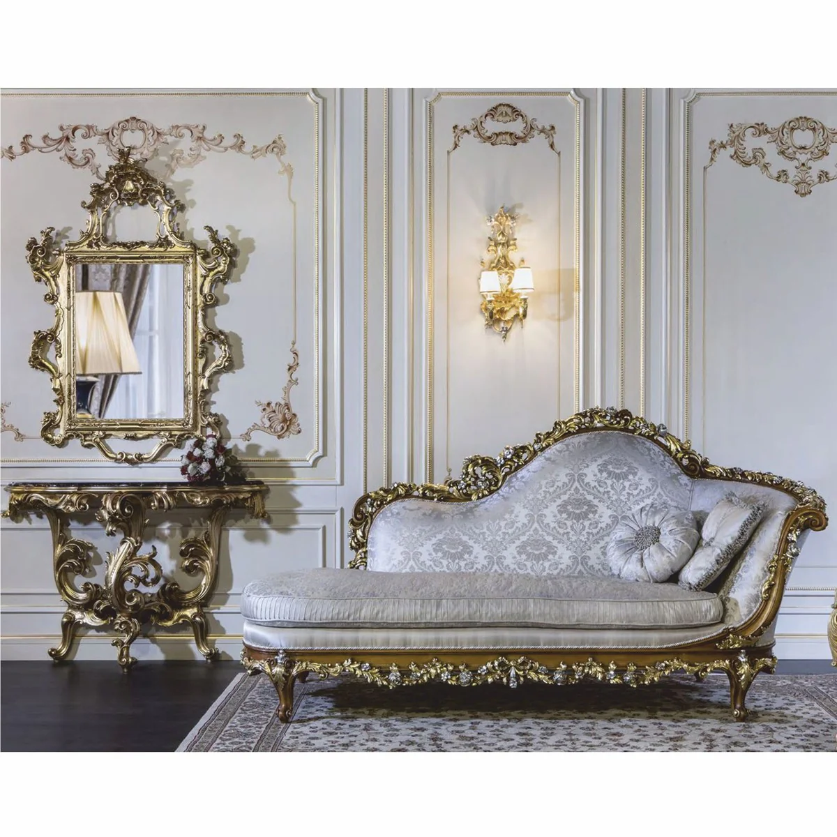 Luxus Barock Chaiselongue Silber / Braun / Gold 239 cm - Made in Italy