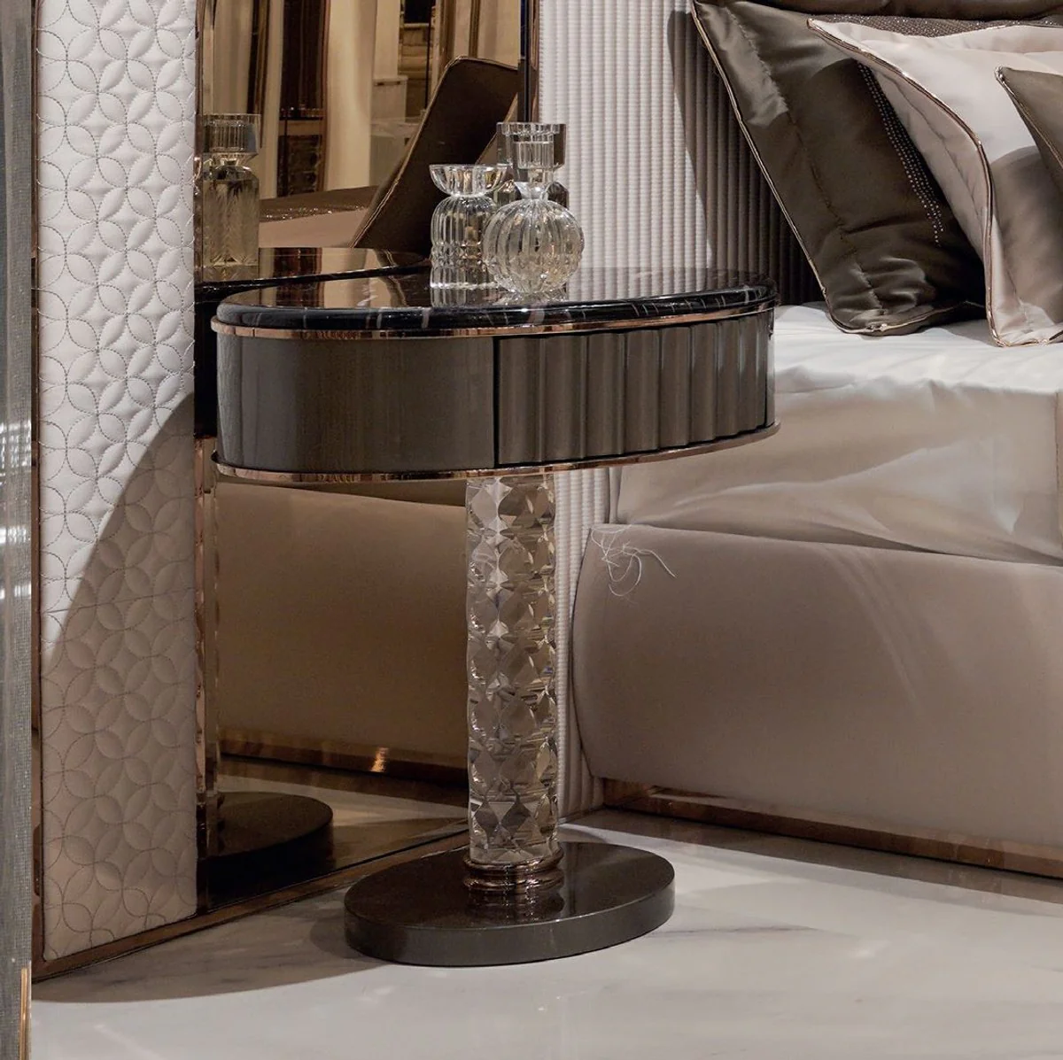 Luxury Art Deco nightstand black / gray / copper 60 x 45 x H. 66 cm - Bedside table with drawer and artificial marble top - Art Deco bedroom furniture - Luxury bedroom furniture