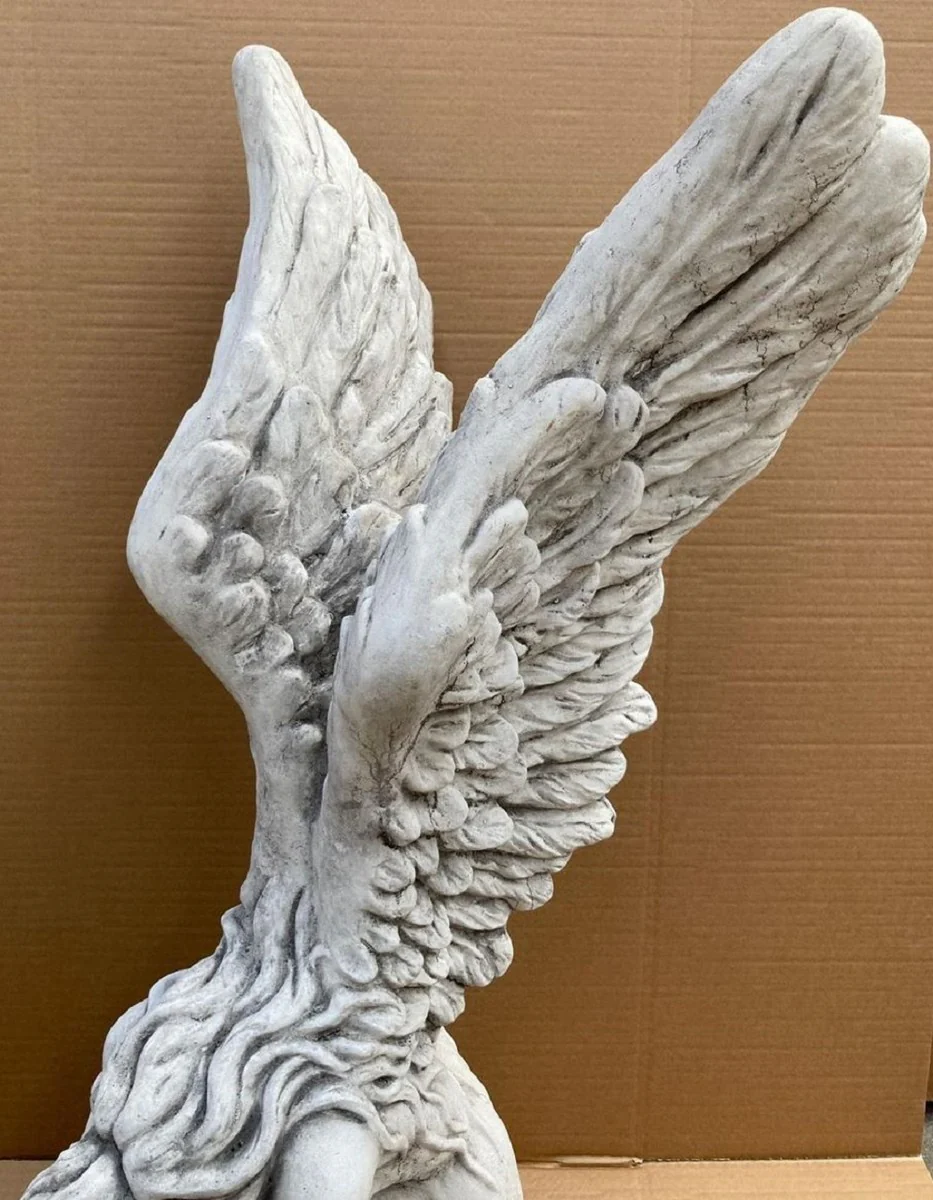 Baroque decorative sculpture woman with wings white / gray 56 x 63 x H. 110 cm - garden decorative stone figure - baroque garden & terrace decorative accessories