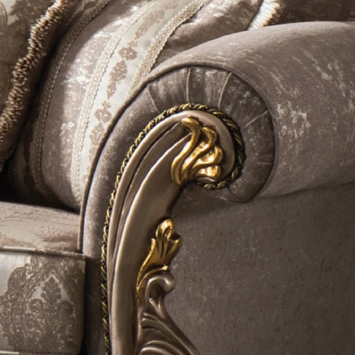 Luxury baroque sofa gray / silver gray / gold 235 x 85 x H. 120 cm - magnificent living room sofa with an elegant pattern - furniture in the baroque style