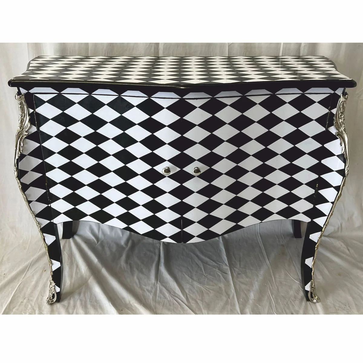 Baroque chest of drawers with checked design and 2 doors black / white / silver - Baroque furniture