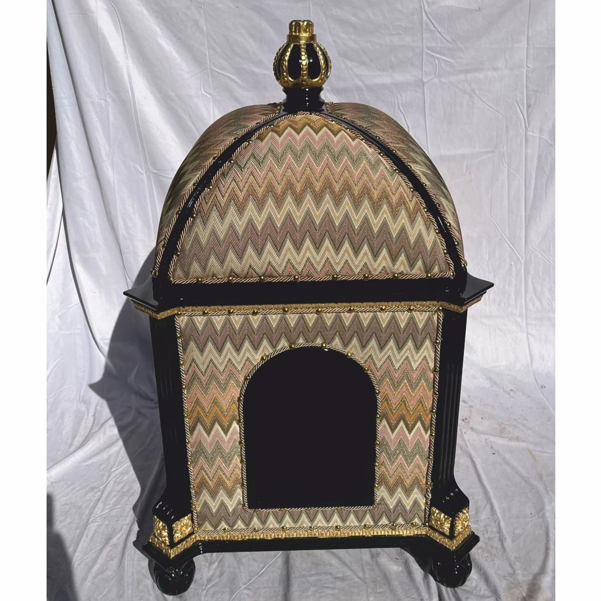 Pompöös by Baroque cat house brown / black / gold - designed by Harald Glööckler