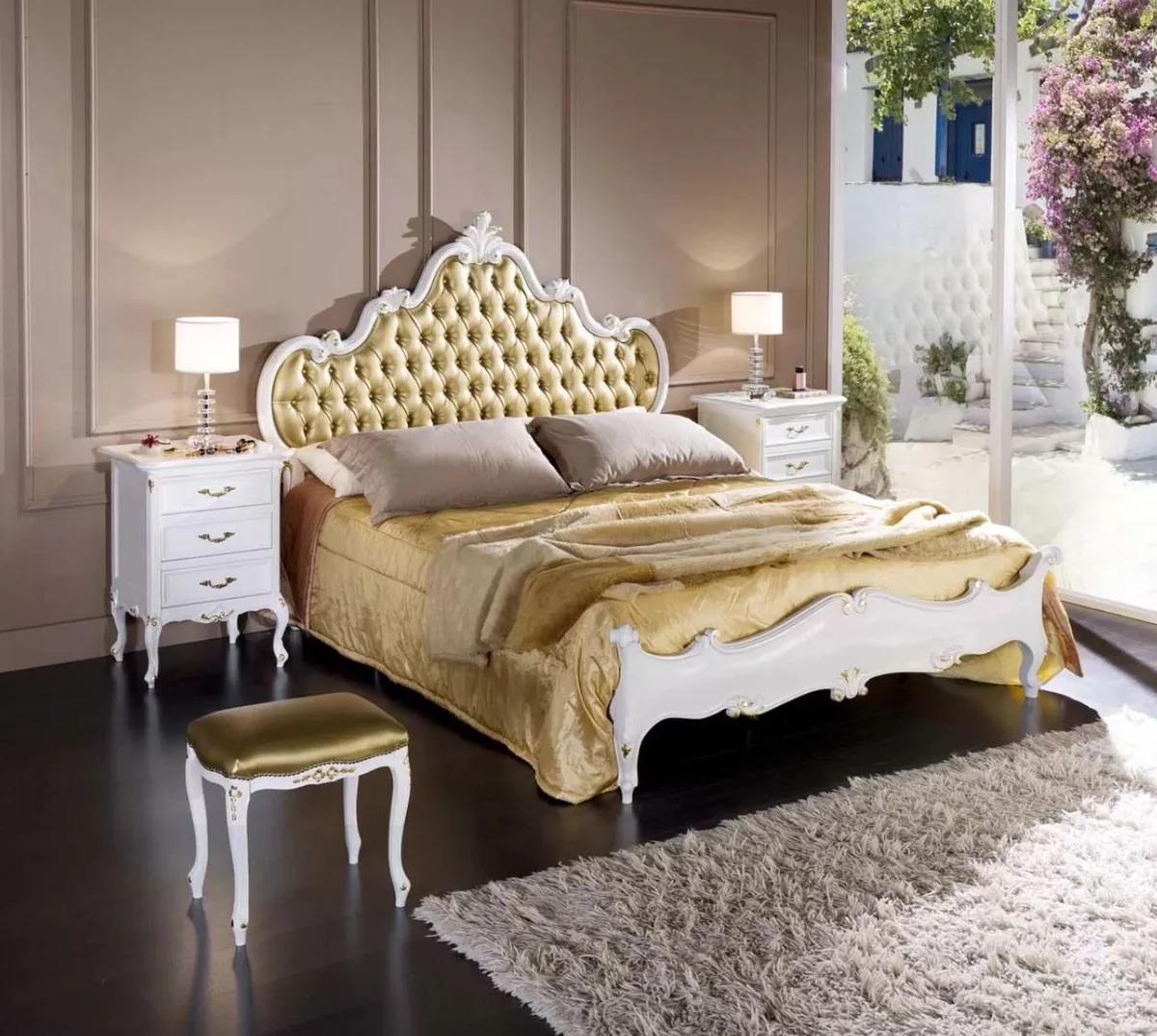 Luxury Baroque double bed gold / white - Magnificent solid wood bed - Baroque bedroom furniture - Luxury quality - Made in Italy