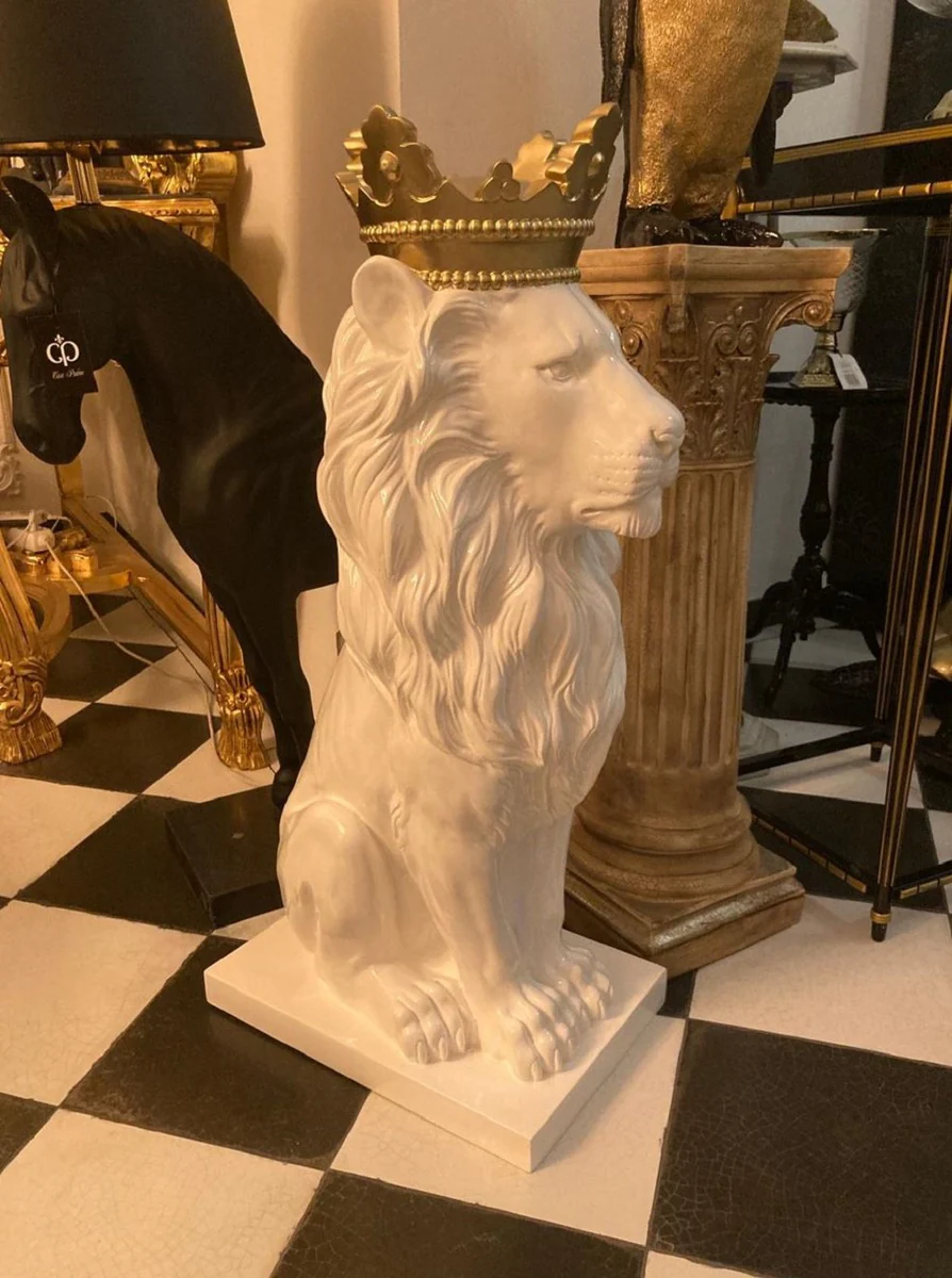Luxury decorative figure lion with crown white / gold H. 80 cm - weatherproof decorative sculpture - living room decoration - garden & patio decorative animal figure